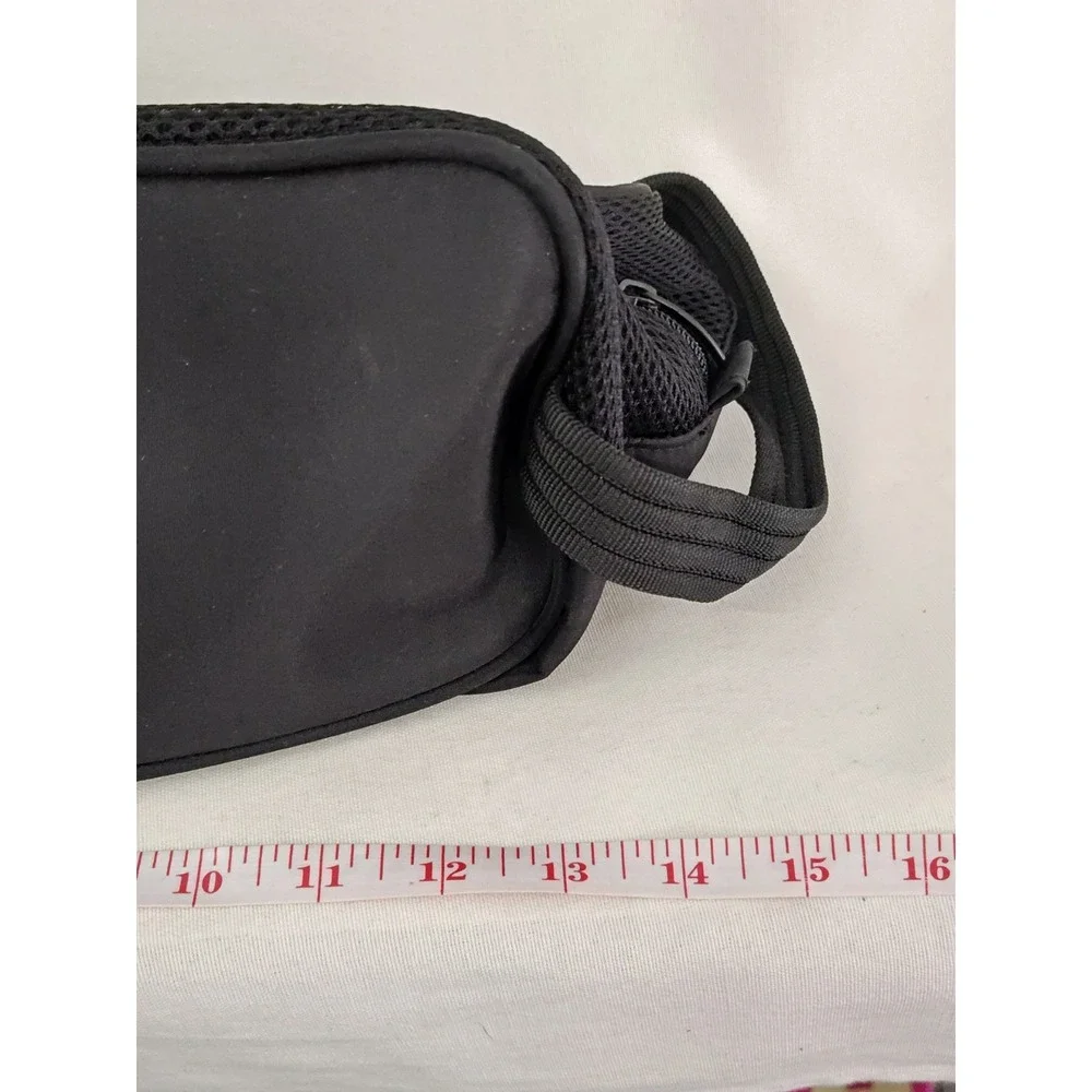 Hugo Boss Black Vented Zip Up Men's Golf Dress Shoe Travel Bag‎ Up to Size 13